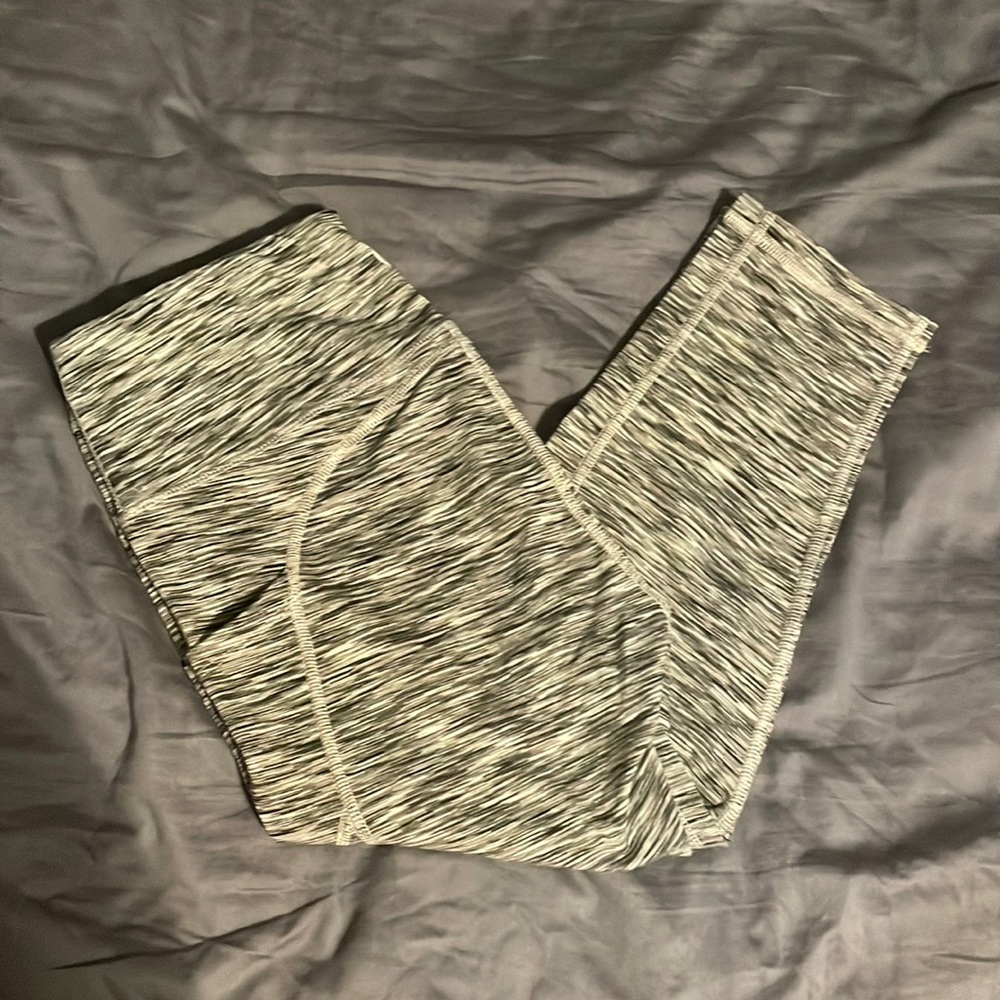 Women’s Capri Leggings